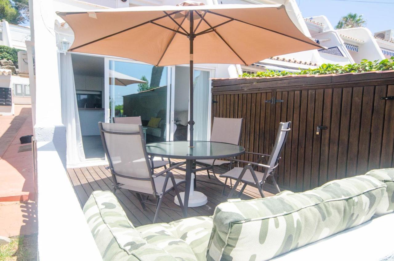 Apartment Seghers- Seaside Charm By The Beach Estepona Eksteriør bilde